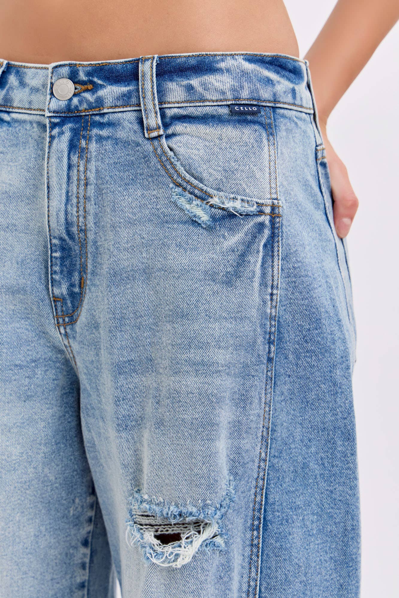 Mid-Waisted Barrel Jeans with Side Panels