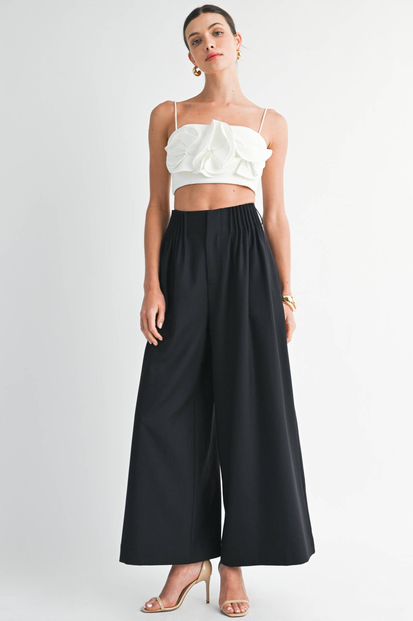 Pleated Wide-Leg Relaxed Trousers